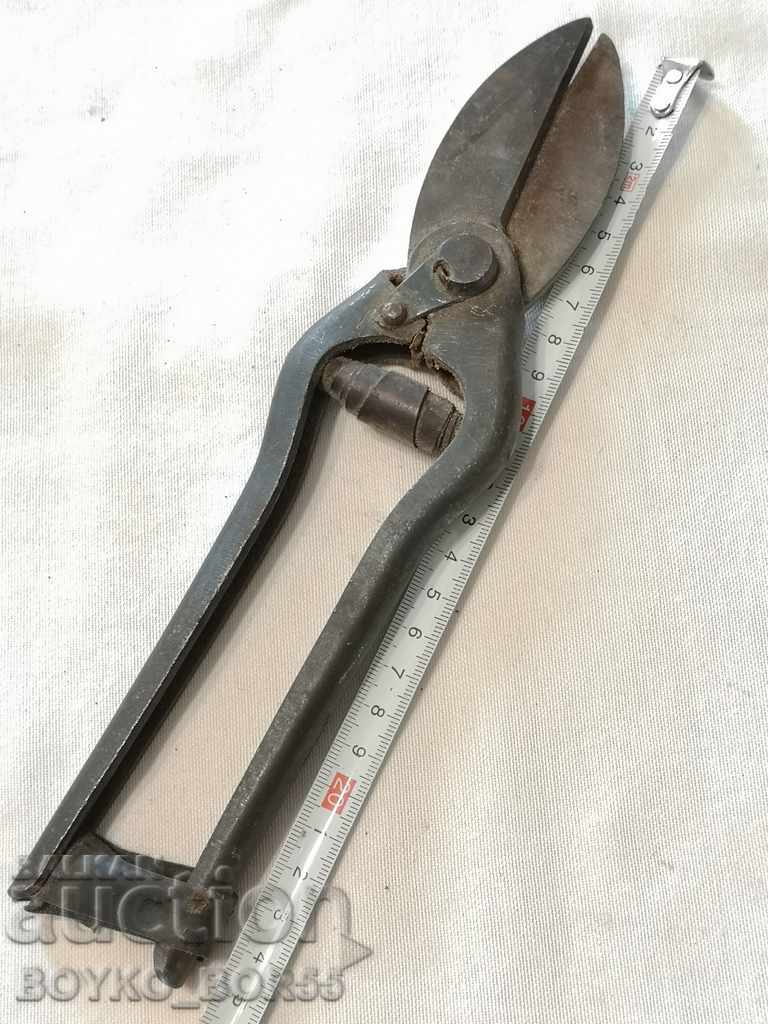 Auction  Ancient Shears for Sheet Metal, 40-50s of the 20th century.