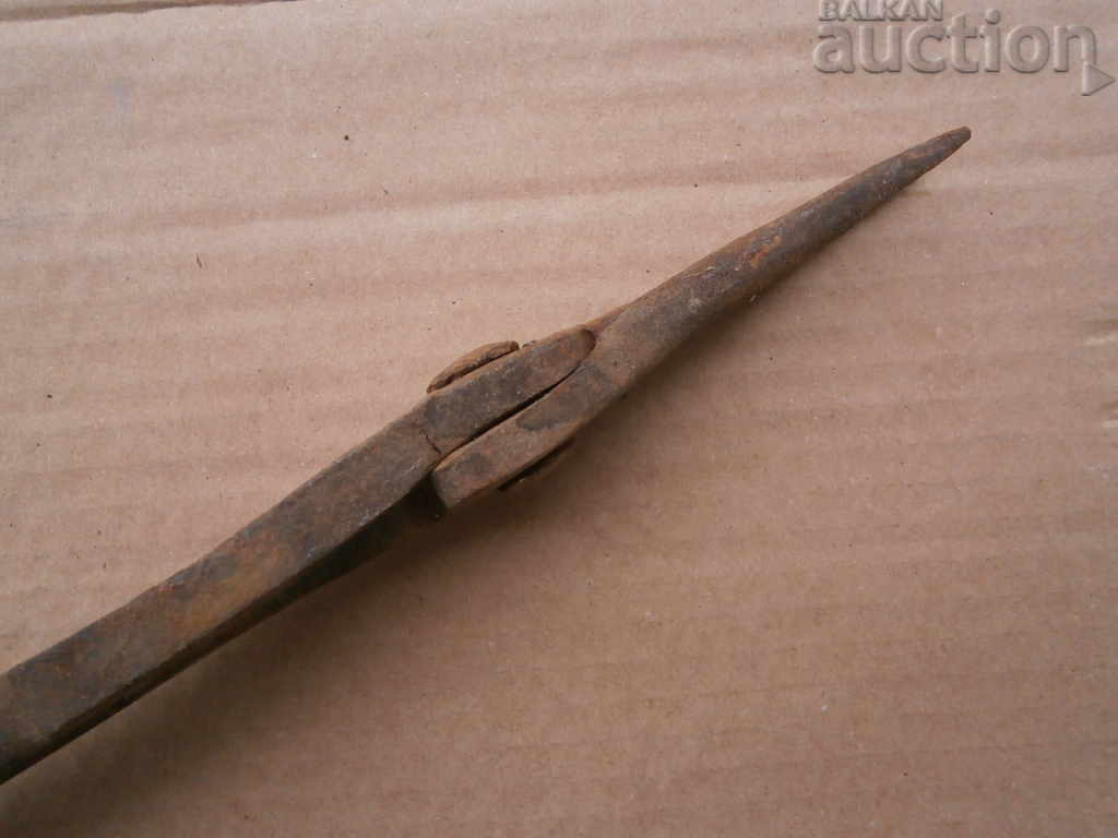 ancient primitive forging pliers - 5 ancient primitive forging pliers - 5