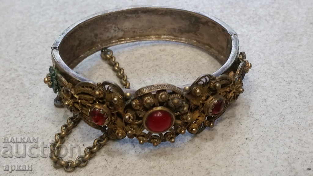 Auction Revival gold-plated filigree bracelet Auction Revival gold-plated filigree bracelet