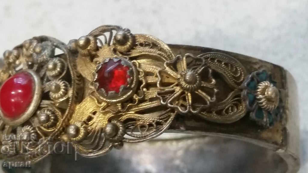 Delivery of Revival gold-plated filigree bracelet Delivery of Revival gold-plated filigree bracelet