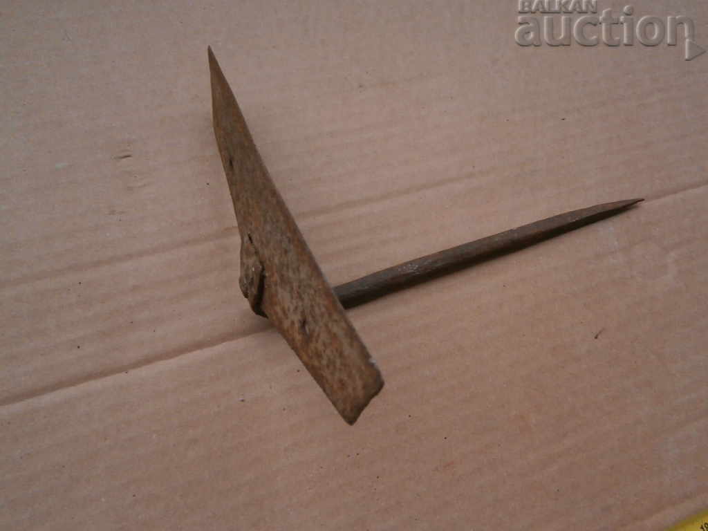 a primitive scent, a gourd, a gourd, a wicker forged iron with price 31.00 BGN | € 15.85 a primitive scent, a gourd, a gourd, a wicker forged iron with price 31.00 BGN | € 15.85