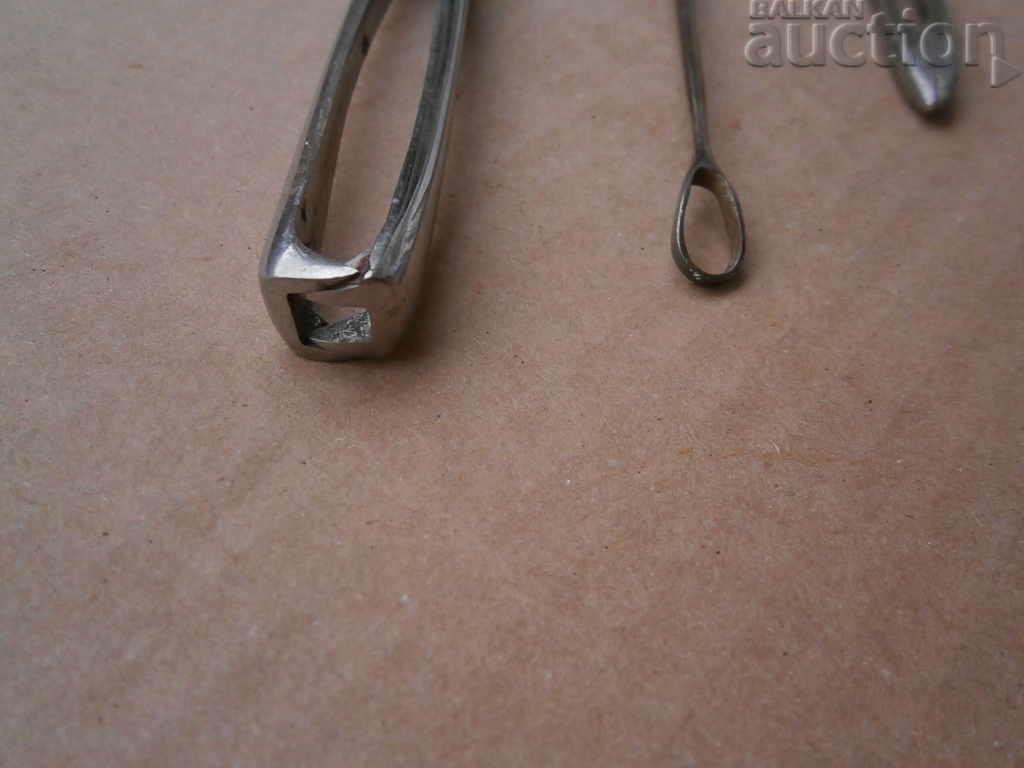 Vintage Medical Instruments with price 45.00 BGN | € 23.01 Vintage Medical Instruments with price 45.00 BGN | € 23.01