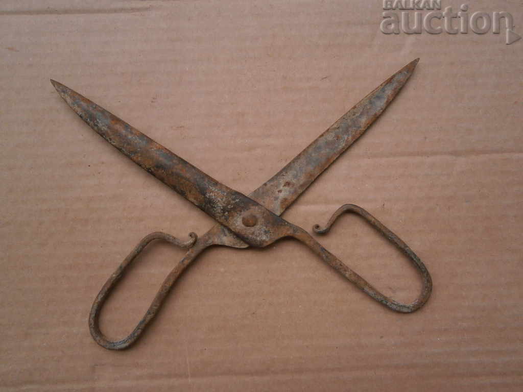 Auction forged primitive scissors scissors Auction forged primitive scissors scissors