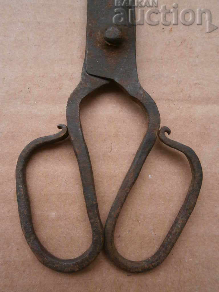 Auction forged primitive scissors scissors Auction forged primitive scissors scissors