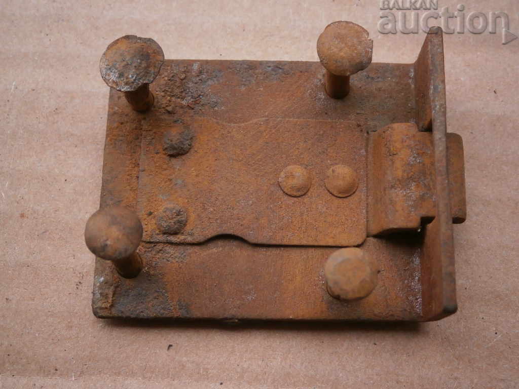 button from a wooden box for ammunition Schwarzlose MG08 WW1 WWI - 5 button from a wooden box for ammunition Schwarzlose MG08 WW1 WWI - 5