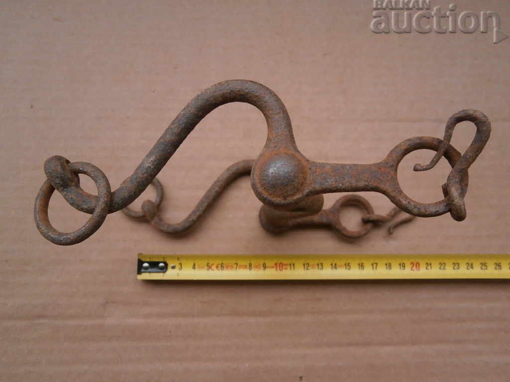 Delivery of Hand-forged horse bridle wrought iron from antiquity Delivery of Hand-forged horse bridle wrought iron from antiquity