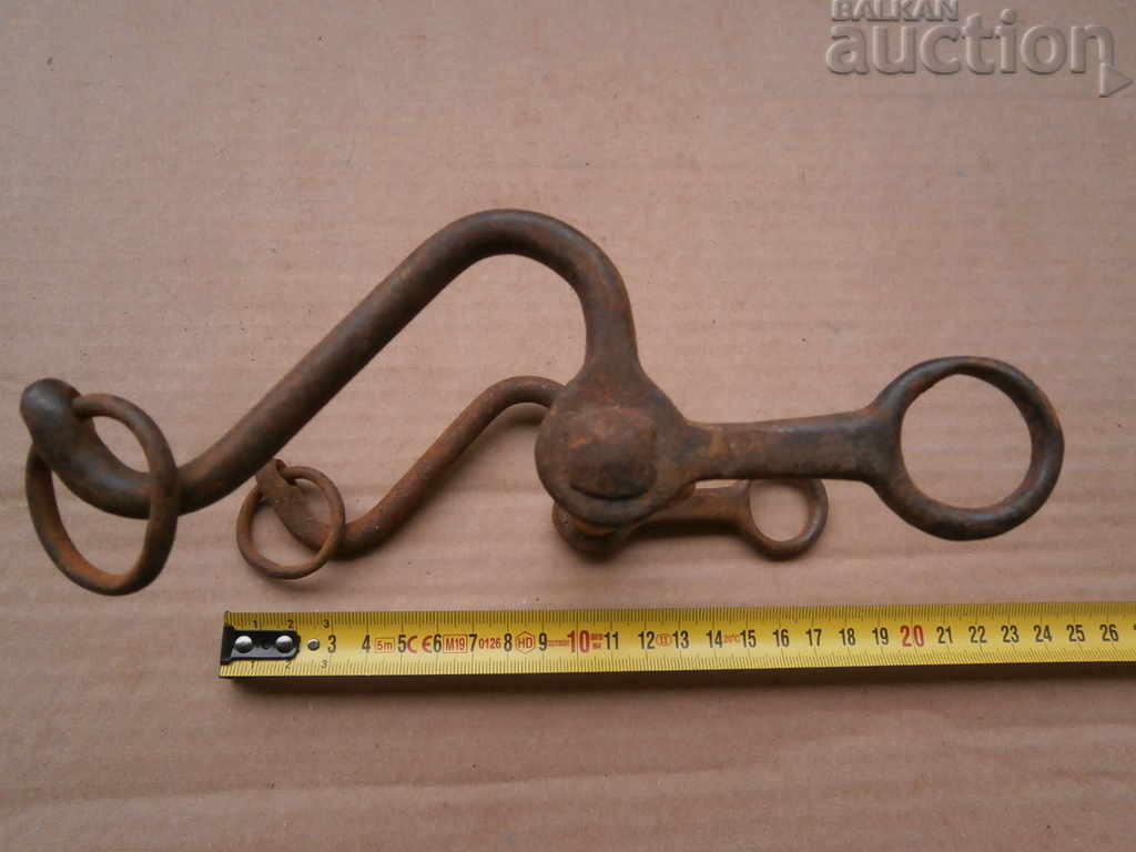 Delivery of Hand-forged horse bridle wrought iron from antiquity Delivery of Hand-forged horse bridle wrought iron from antiquity