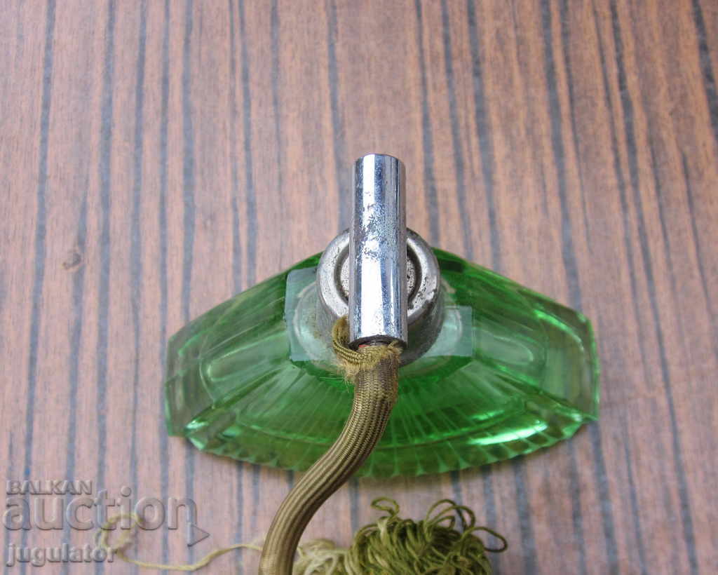 Delivery of antique perfume bottle bohemia crystal glass with pump