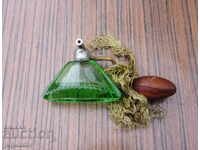 Αντίκες μπουκάλι αρώματος από κρύσταλλο Βοημίας με αντλία