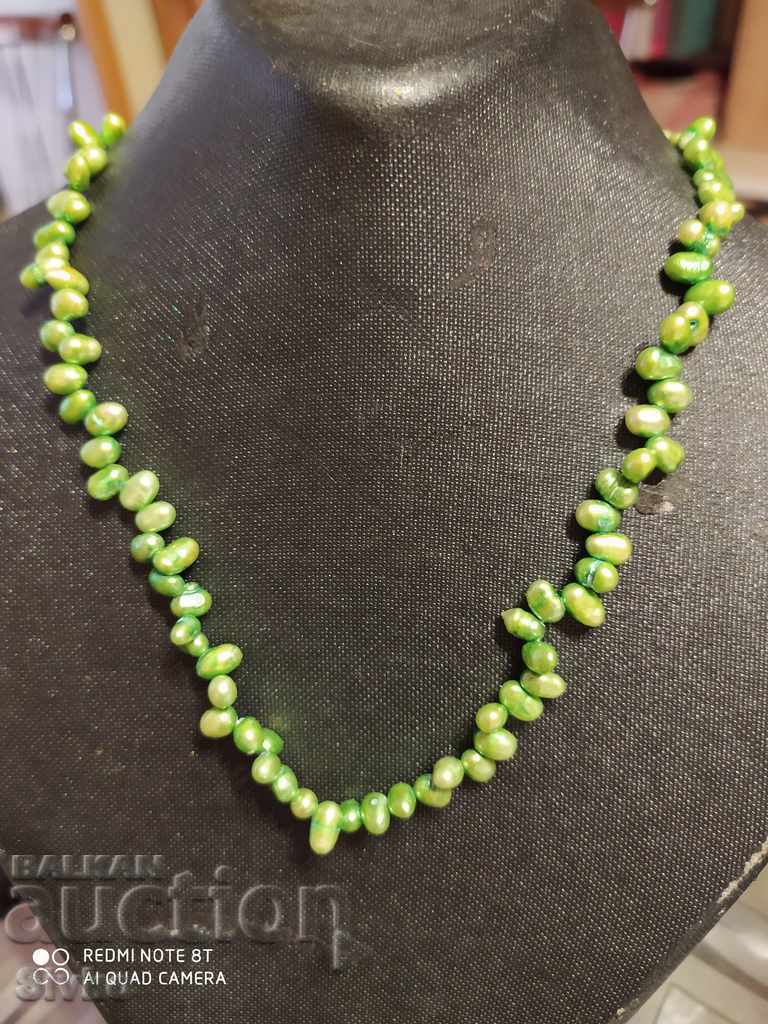 Necklace natural pearls green