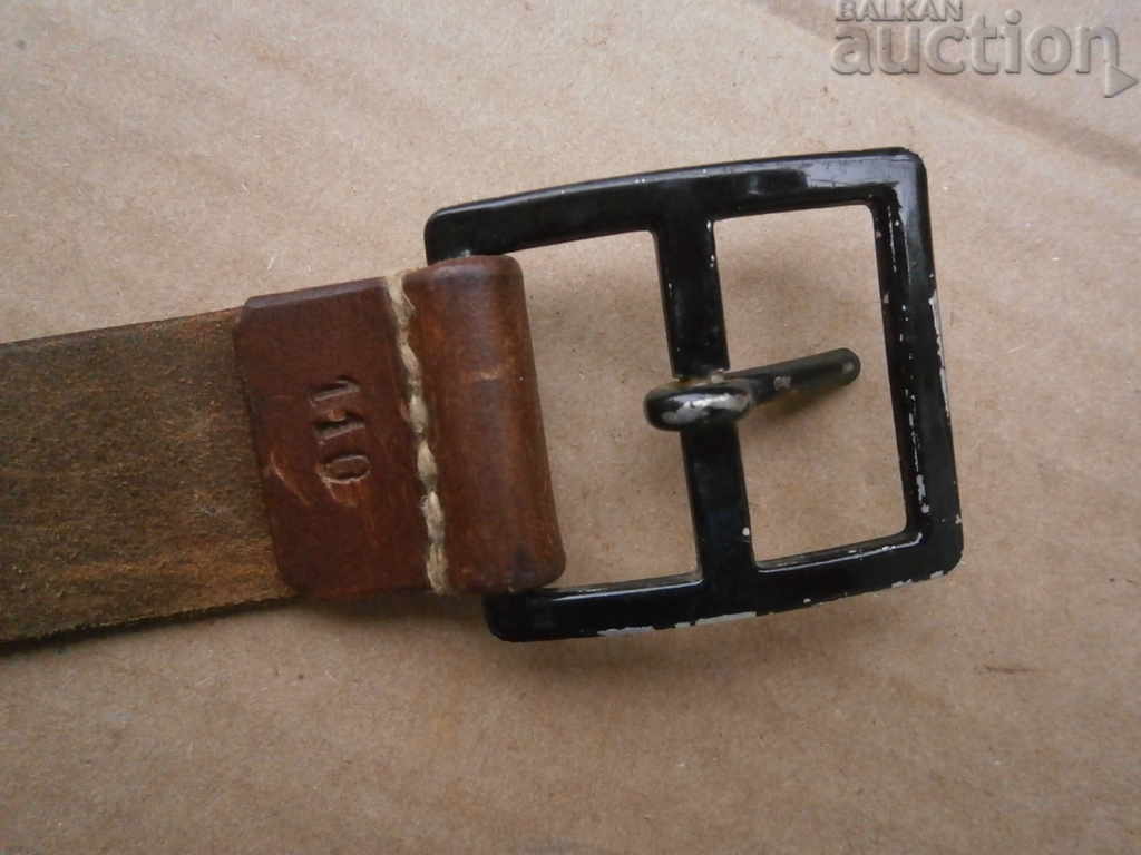 old pilot's seat WW2 WWII - 5 old pilot's seat WW2 WWII - 5