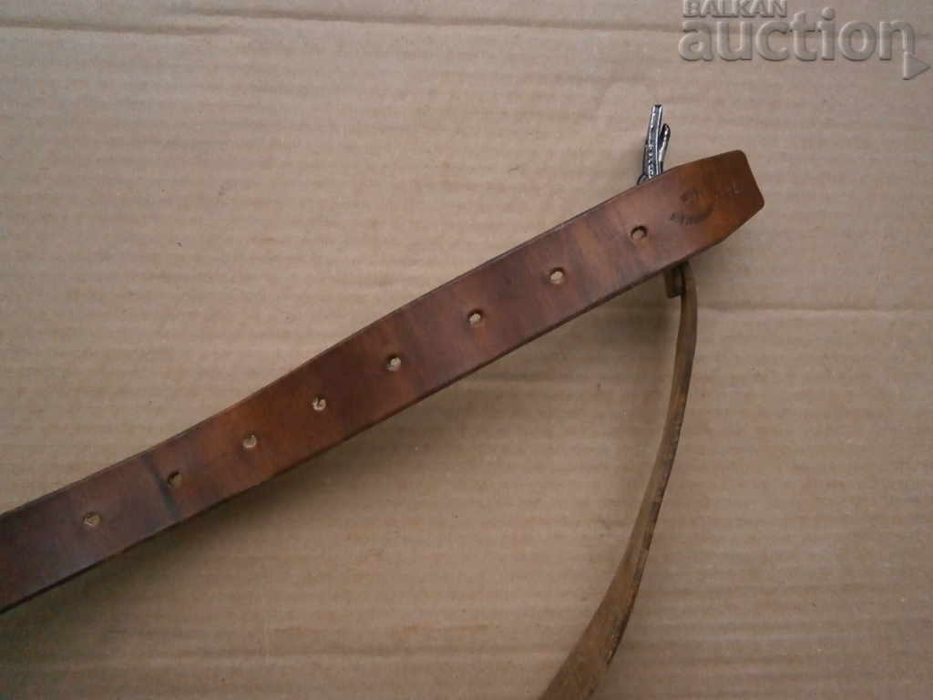 old pilot's seat WW2 WWII - 6 old pilot's seat WW2 WWII - 6