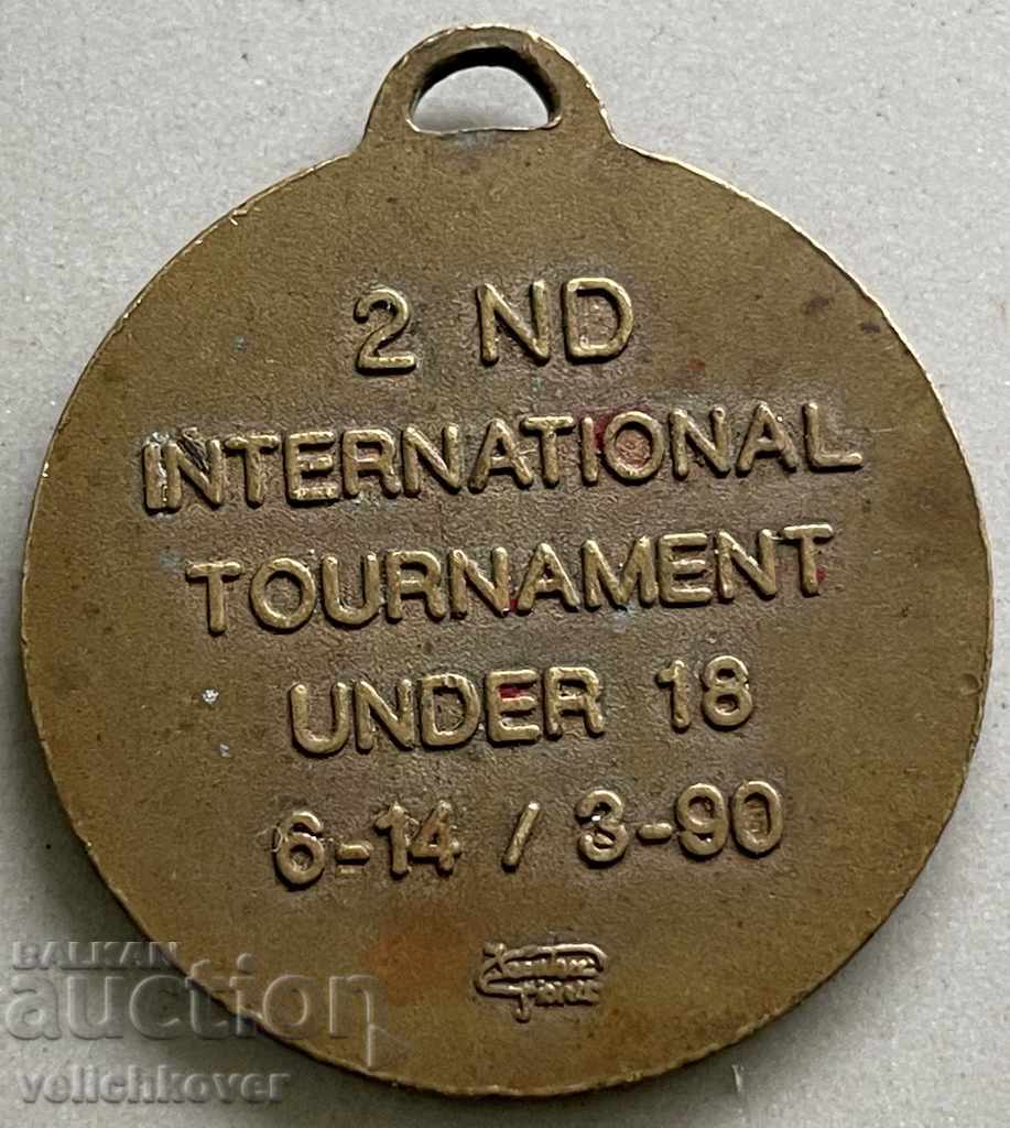 30825 Italy medal football tournament under 18 1990. with price 5.00 BGN | € 2.56 30825 Italy medal football tournament under 18 1990. with price 5.00 BGN | € 2.56