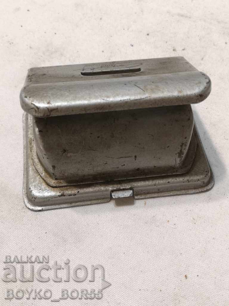 Старинен Немски Перфоратор за Хартия Comet с цена 25.00 лв. | € 12.78 Старинен Немски Перфоратор за Хартия Comet с цена 25.00 лв. | € 12.78