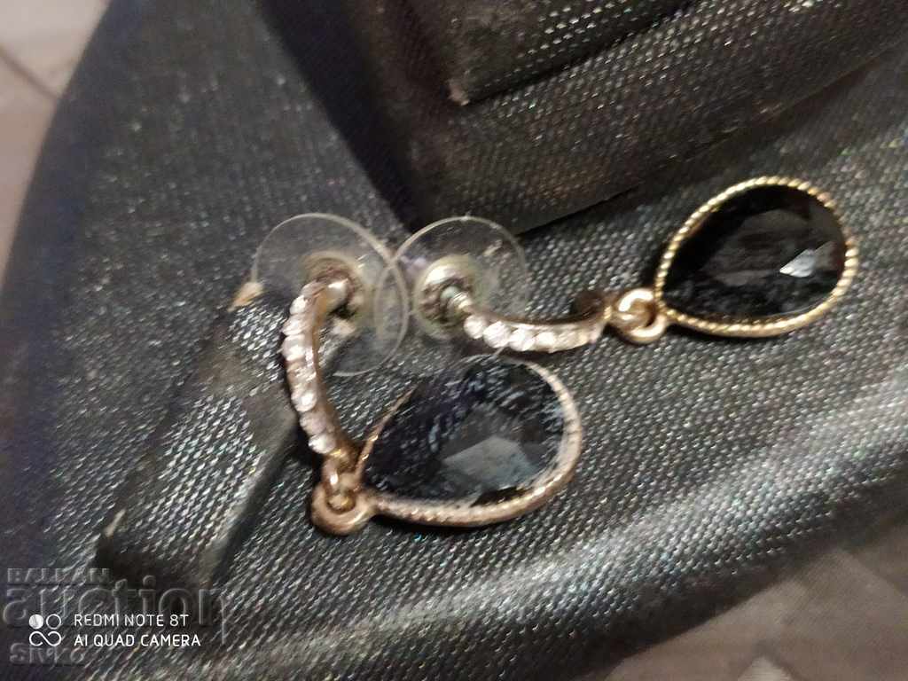 Earrings 2 with price 0.49 BGN | € 0.25 Earrings 2 with price 0.49 BGN | € 0.25