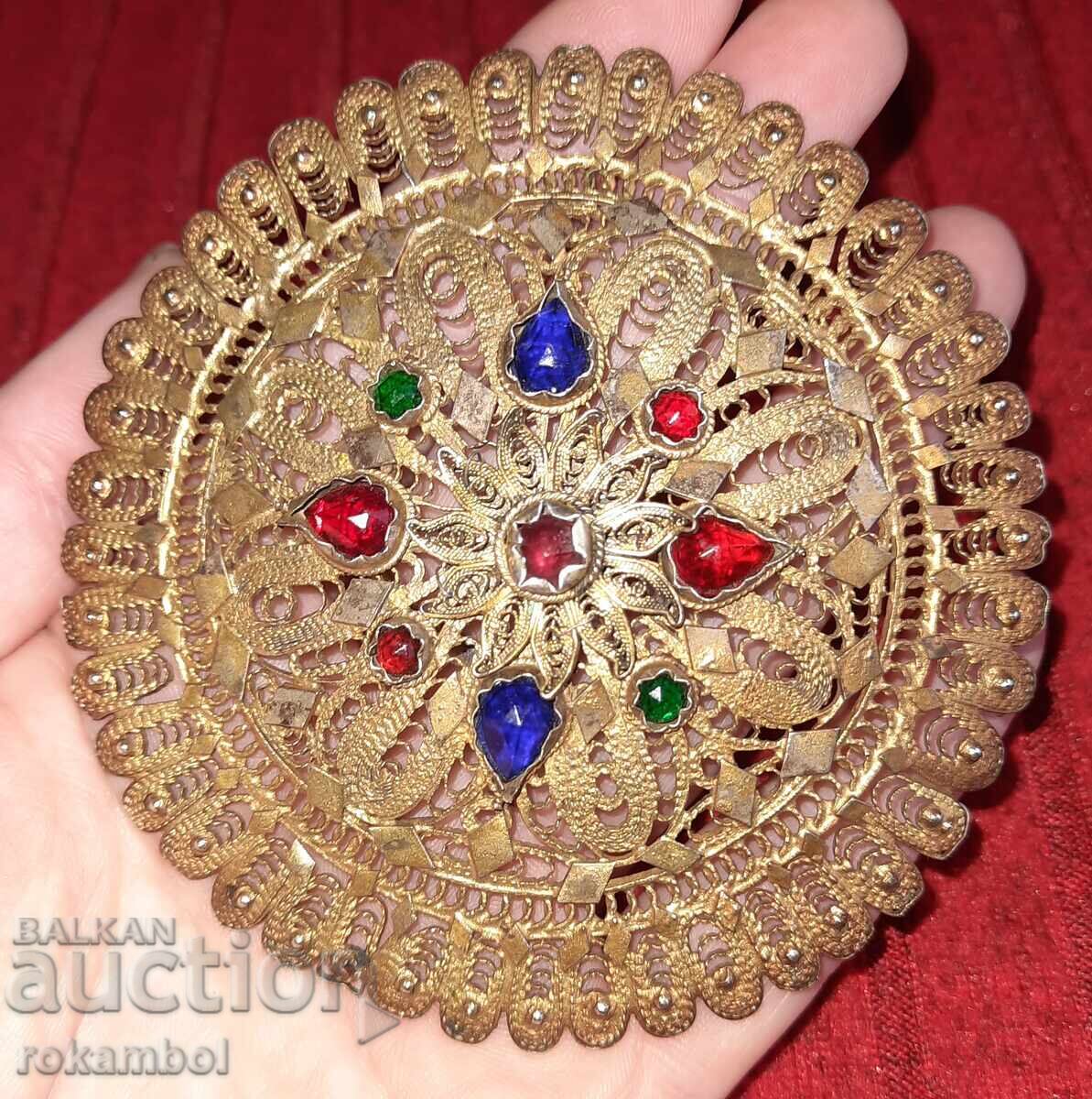 Αναγεννησιακό φιλιγκράν κοσμήματα με επιχρύσωση υδραργύρου με τιμή € 900.00 | 1760.25 BGN Αναγεννησιακό φιλιγκράν κοσμήματα με επιχρύσωση υδραργύρου με τιμή € 900.00 | 1760.25 BGN