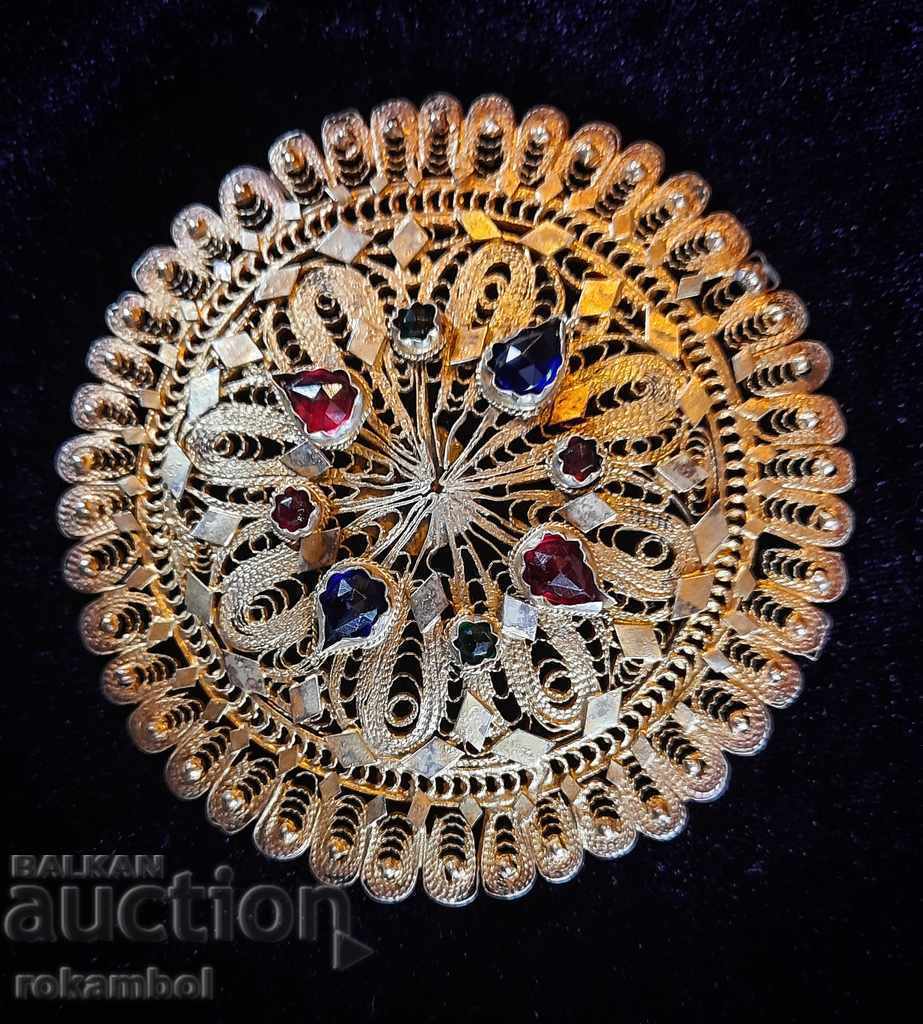 Renaissance filigree jewelry with mercury gilding