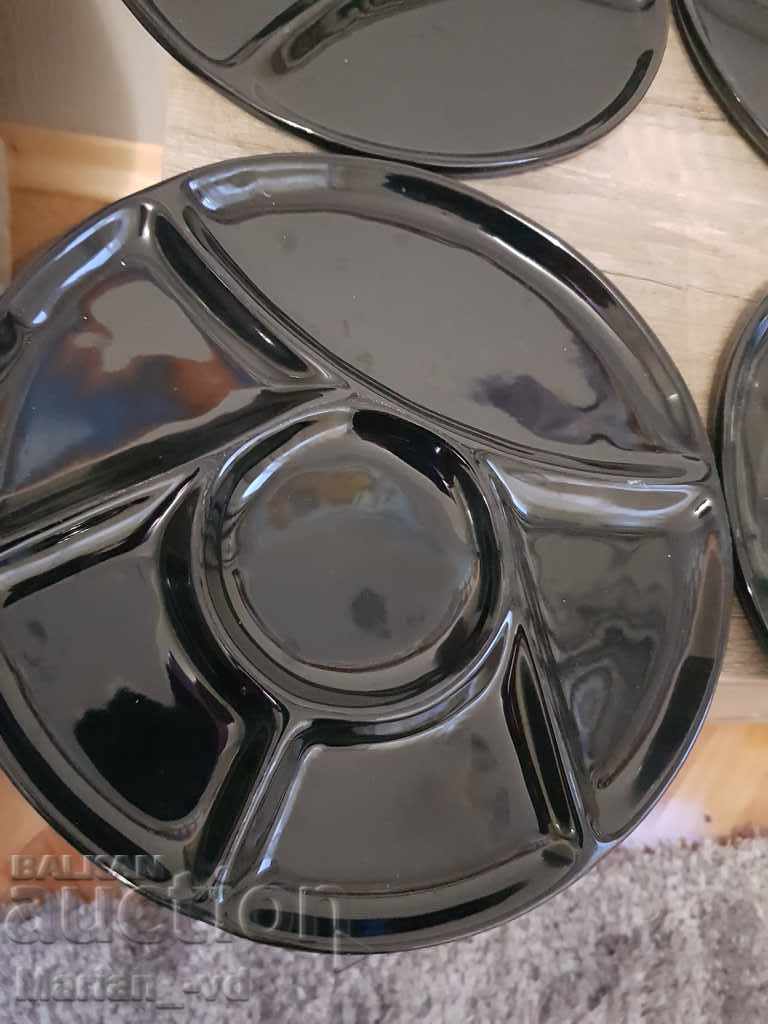 Δημοπρασία Σετ από πλάκες από πορσελάνη Δημοπρασία Σετ από πλάκες από πορσελάνη