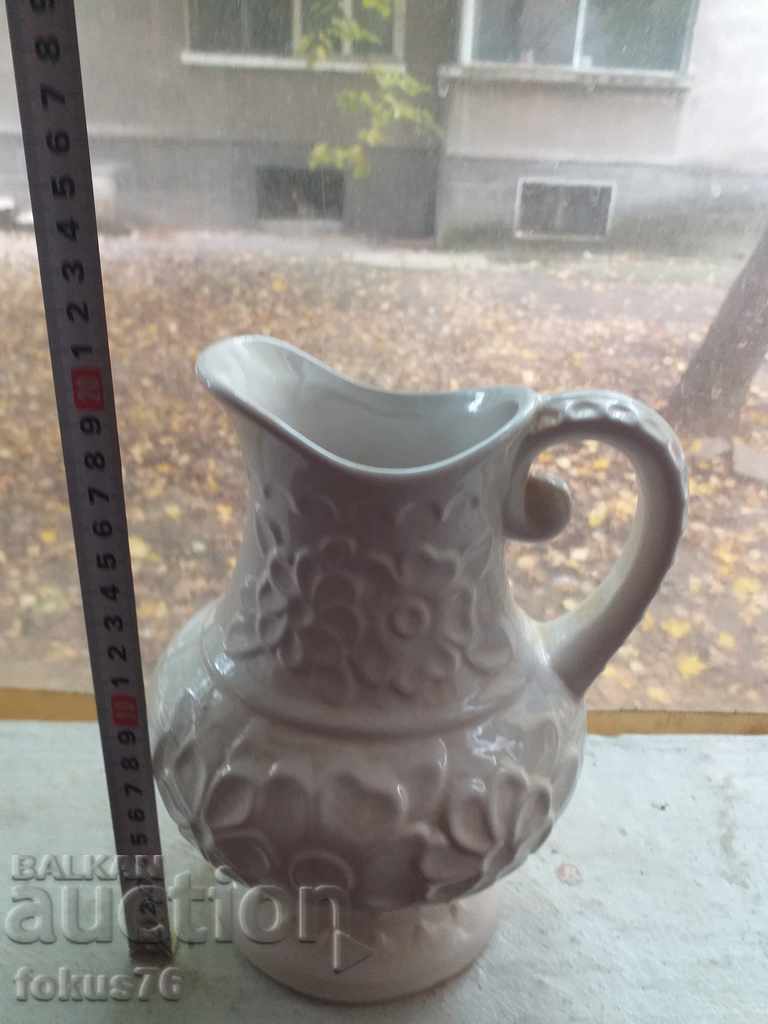 Delivery of White jug German pottery collector Delivery of White jug German pottery collector