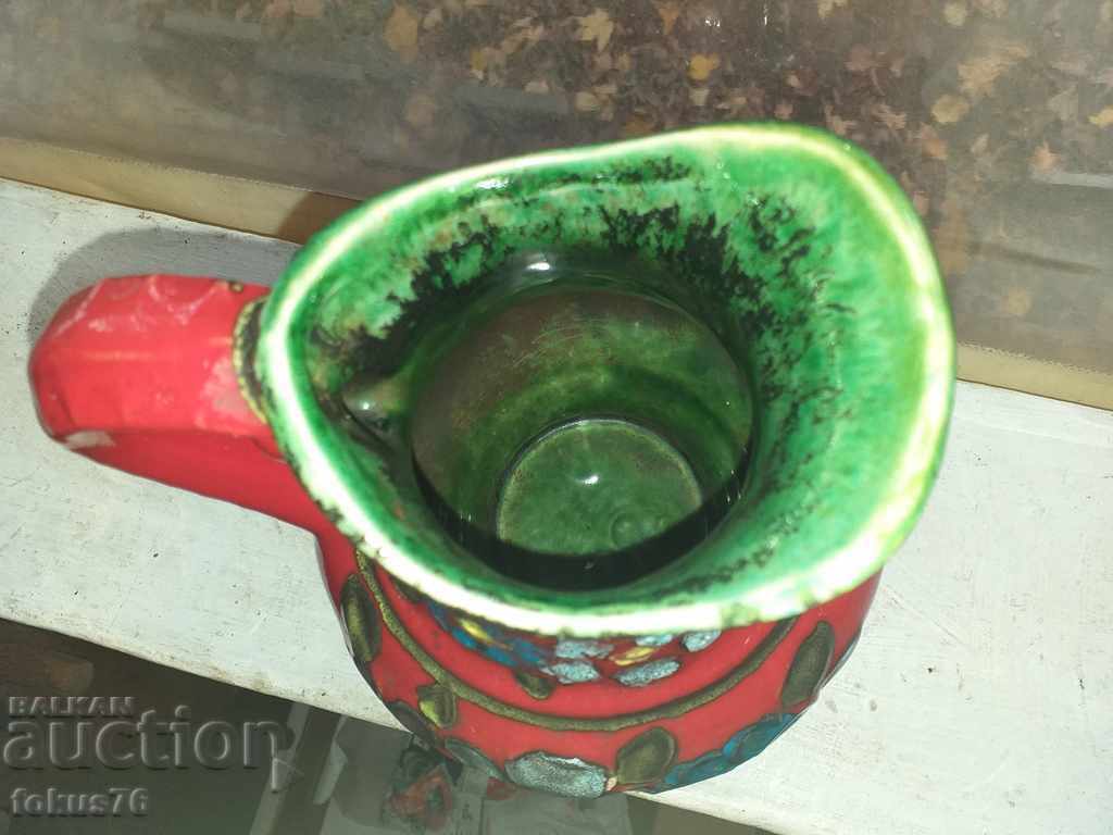 Vas de ceramică veche germană cu preț 79.00 BGN | € 40.39 Vas de ceramică veche germană cu preț 79.00 BGN | € 40.39