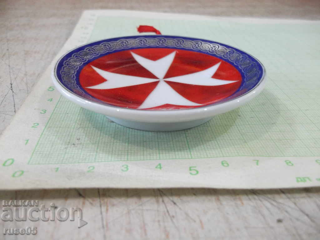 Licitație Farfurie din portelan din Malta pentru perete Licitație Farfurie din portelan din Malta pentru perete