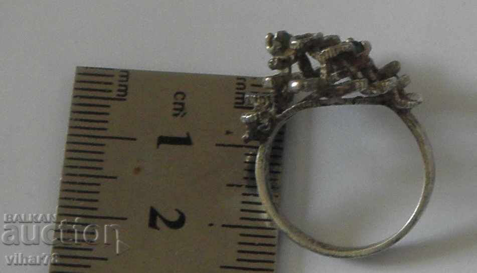 VERY BEAUTIFUL SILVER WOMEN'S RING WITH STONES - 5