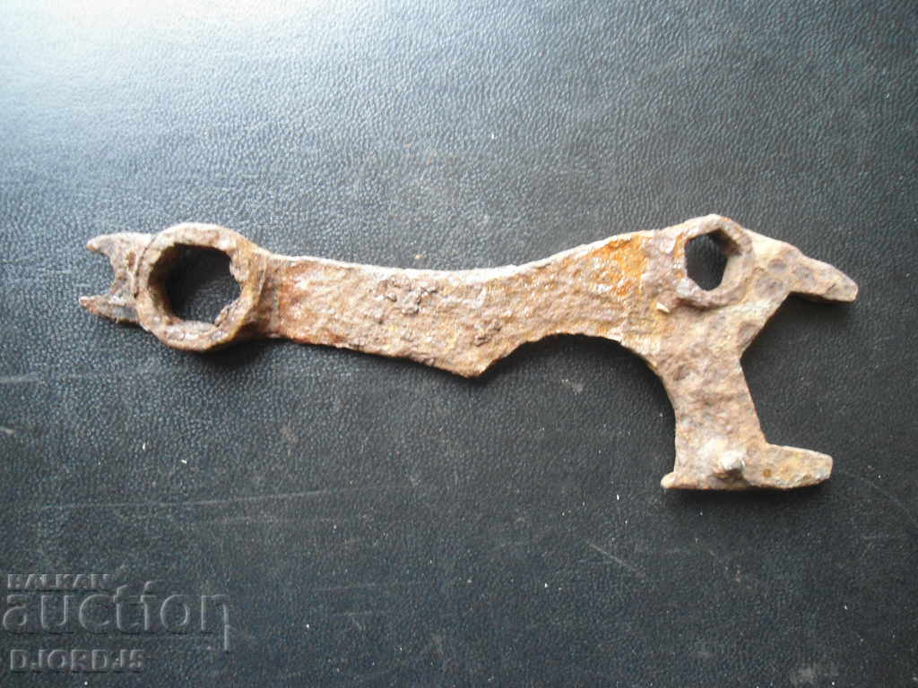 Old key with price 2.00 BGN | € 1.02 Old key with price 2.00 BGN | € 1.02