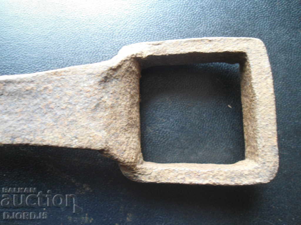 Auction Old key Auction Old key