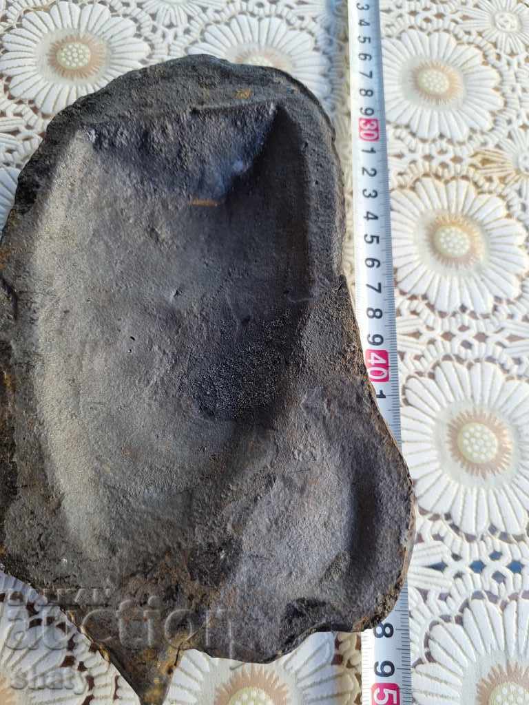 Metal figure. Cast iron sculpture - 5 Metal figure. Cast iron sculpture - 5