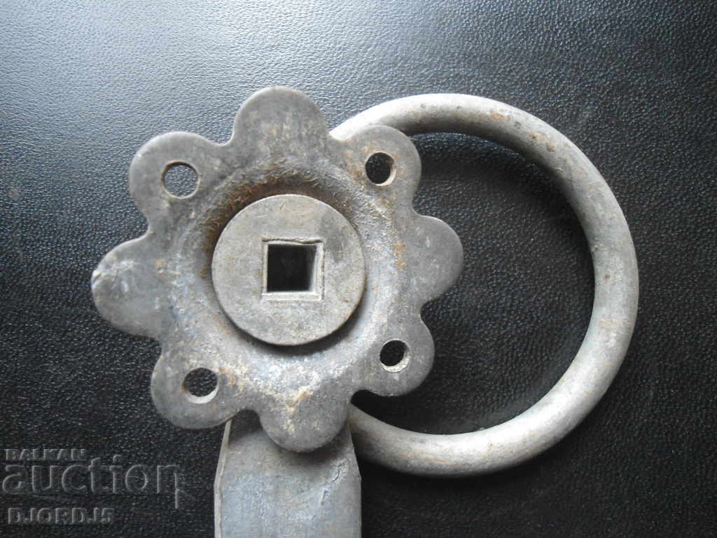 Delivery of Scrap iron, cotton Delivery of Scrap iron, cotton