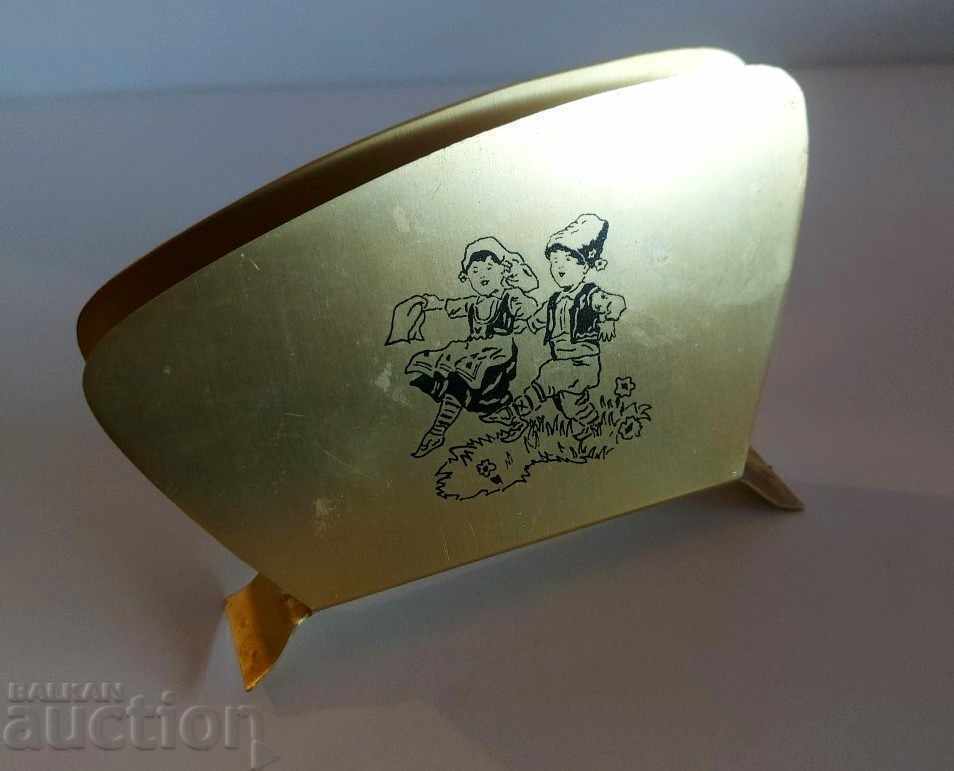 SOC METAL NAPKIN HORO RACHENITSA με τιμή 15.00 BGN | € 7.67 SOC METAL NAPKIN HORO RACHENITSA με τιμή 15.00 BGN | € 7.67