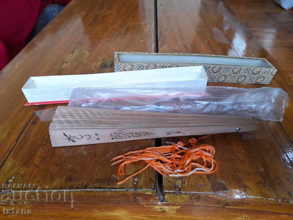 An old fan with price 45.00 BGN | € 23.01 An old fan with price 45.00 BGN | € 23.01