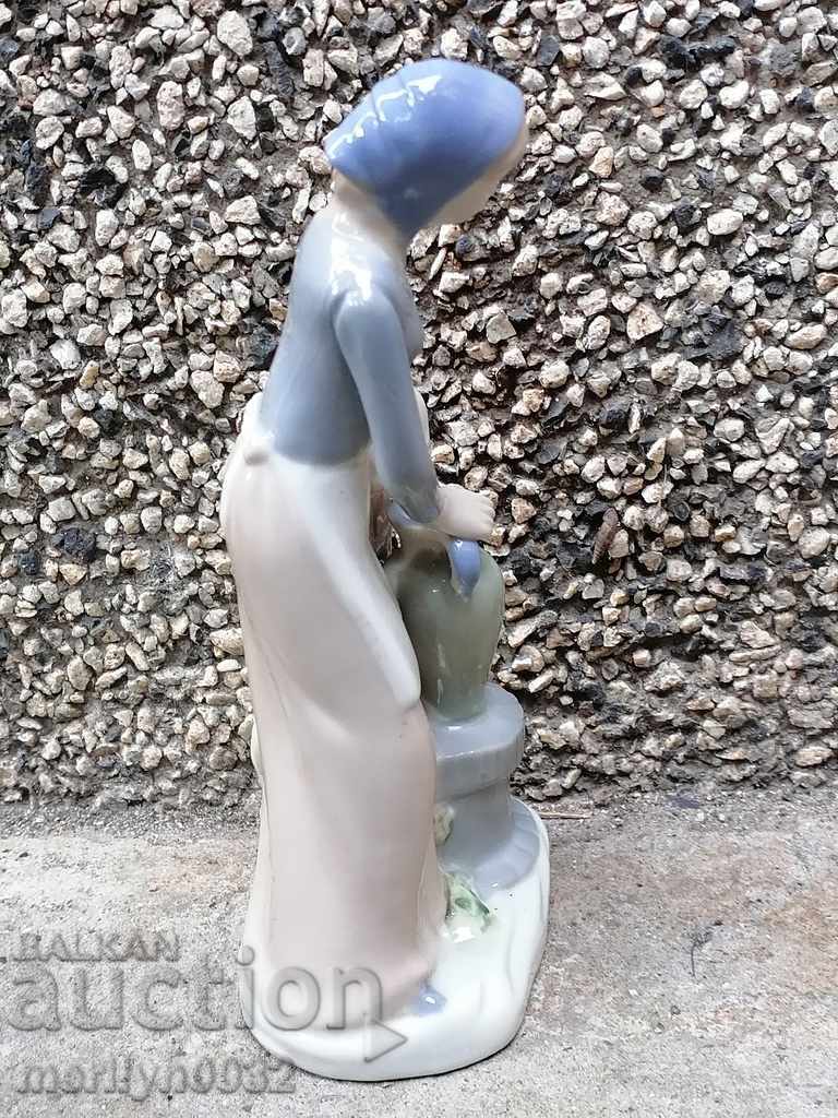 Old porcelain figure, plastic, figurine, porcelain - 5 Old porcelain figure, plastic, figurine, porcelain - 5