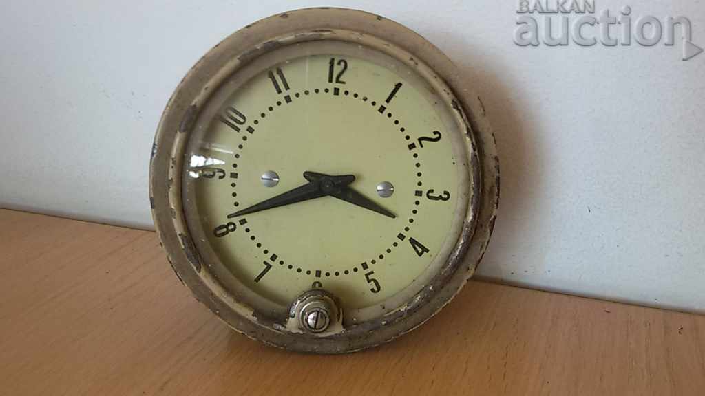 Delivery of retro car clock 60s muscovite volga seagull