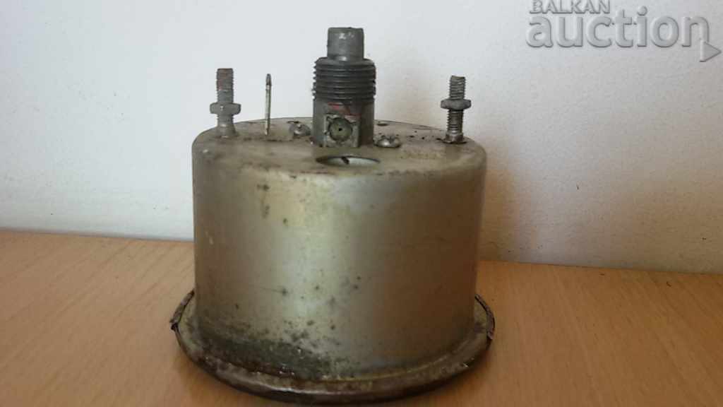 Delivery of vintage retro mileage Delivery of vintage retro mileage