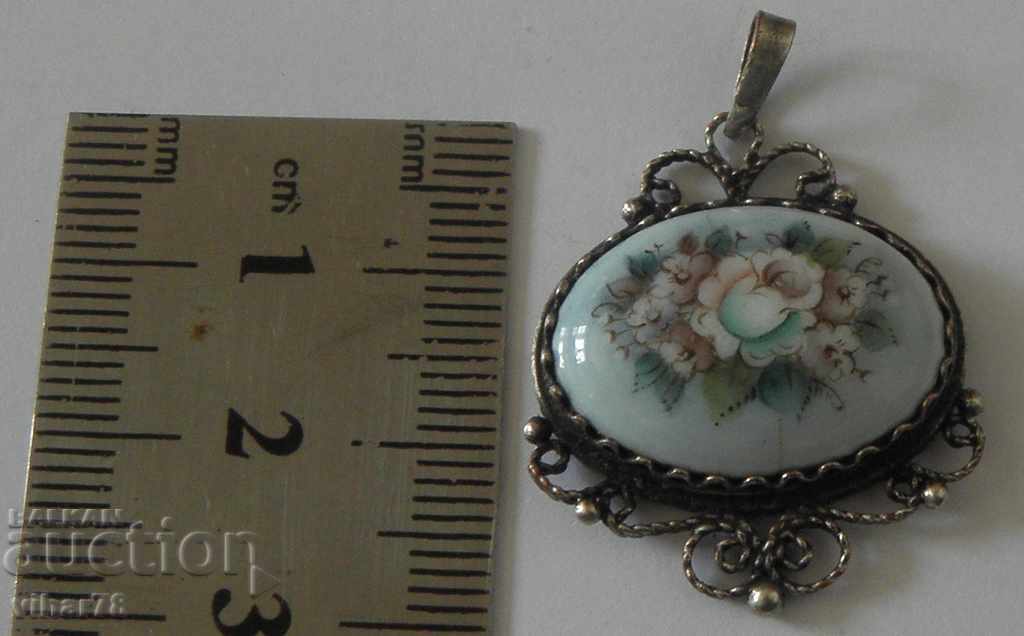 medallion with price 25.99 BGN | € 13.29 medallion with price 25.99 BGN | € 13.29