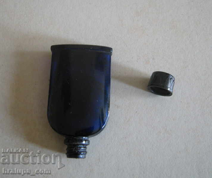 Доставка на Старо кобалт син цвят парфюмено шише Bourjois