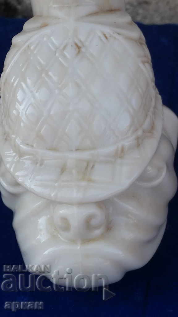 Avon collectible perfume bottles Madrid -3 pieces - 6 Avon collectible perfume bottles Madrid -3 pieces - 6