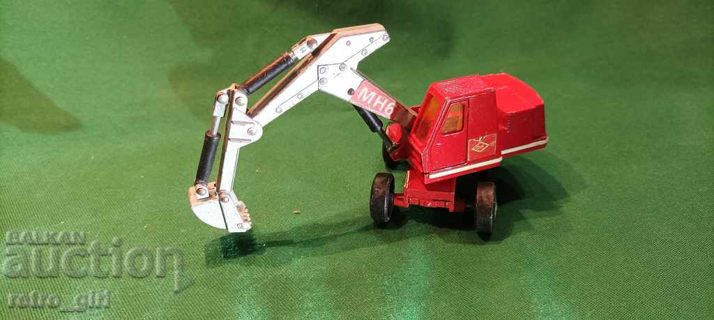Matchbox King size K-1 hydraulic excavator for sale. with price 45.00 BGN | € 23.01 Matchbox King size K-1 hydraulic excavator for sale. with price 45.00 BGN | € 23.01