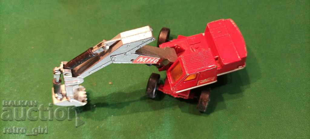 Auction Matchbox King size K-1 hydraulic excavator for sale. Auction Matchbox King size K-1 hydraulic excavator for sale.