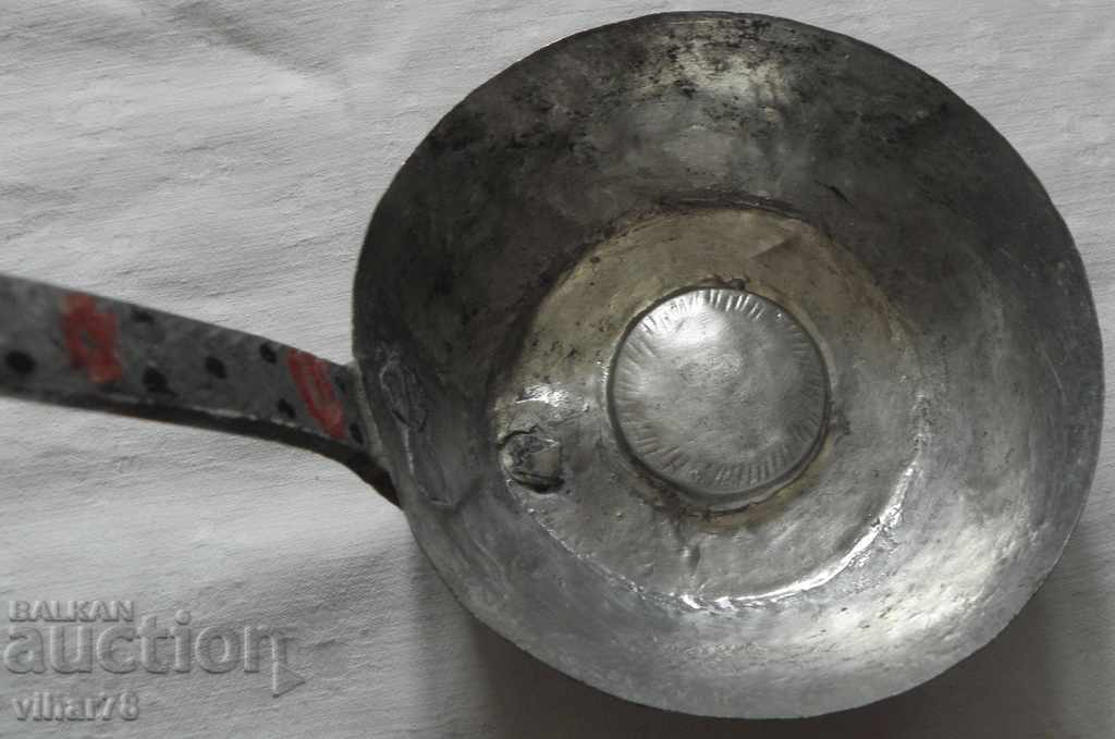 Παλιό τηγάνι ΧΑΛΚΟΥ με τιμή 59.99 BGN | € 30.67 Παλιό τηγάνι ΧΑΛΚΟΥ με τιμή 59.99 BGN | € 30.67