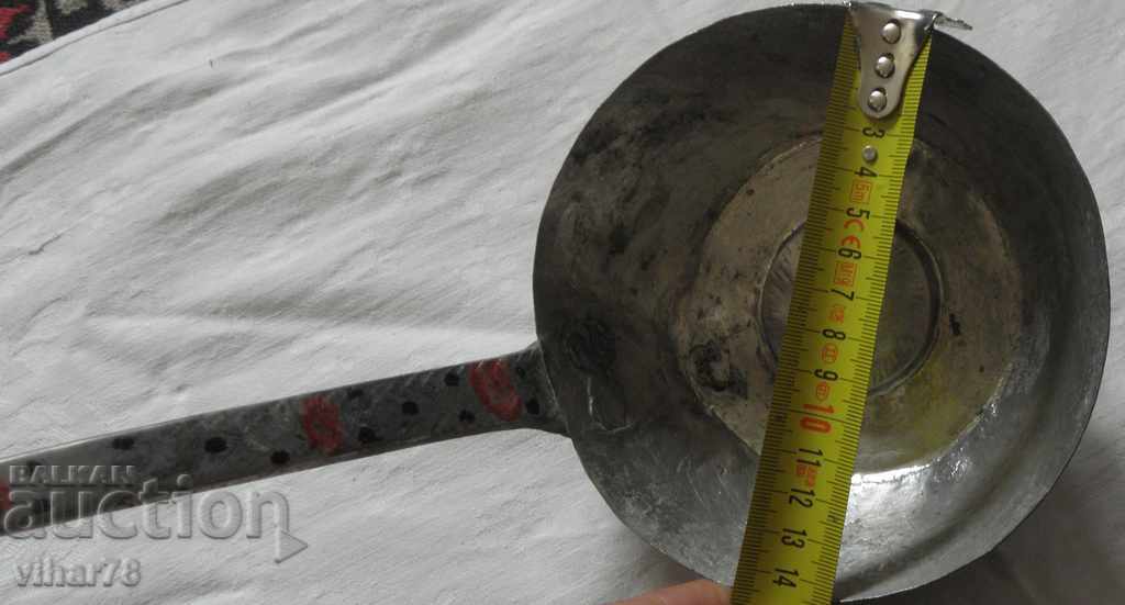 Παράδοση Παλιό τηγάνι ΧΑΛΚΟΥ Παράδοση Παλιό τηγάνι ΧΑΛΚΟΥ