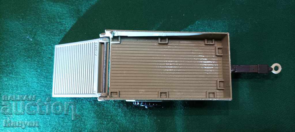 Auction Matchbox King Size K-32 Farm Traler for sale. Auction Matchbox King Size K-32 Farm Traler for sale.