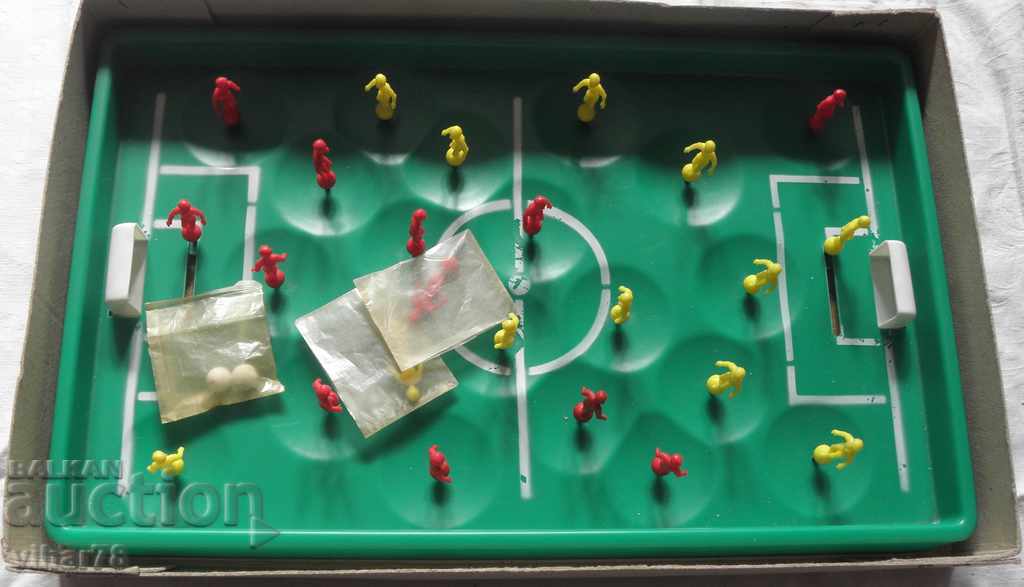 Old game FOOTBALL with price 69.99 BGN | € 35.79 Old game FOOTBALL with price 69.99 BGN | € 35.79