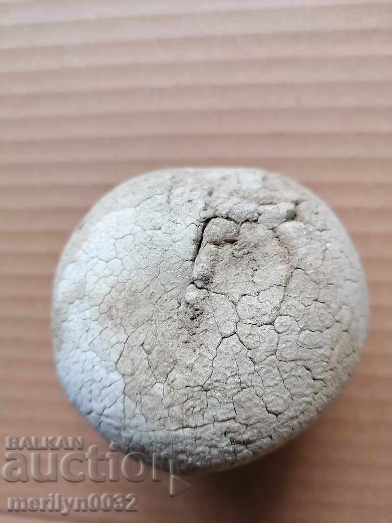 An old tennis ball on the court in the 30s - 6 An old tennis ball on the court in the 30s - 6