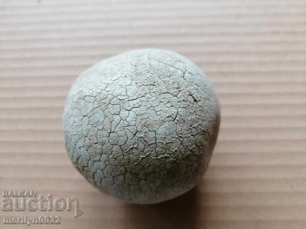 An old tennis ball on the court in the 30s - 7 An old tennis ball on the court in the 30s - 7