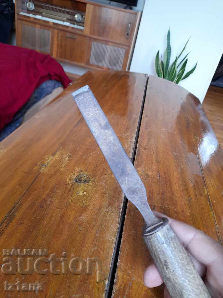 Auction Old carving chisel Auction Old carving chisel