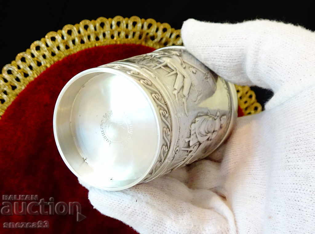 Pewter wine cup, embossed picture - 7 Pewter wine cup, embossed picture - 7