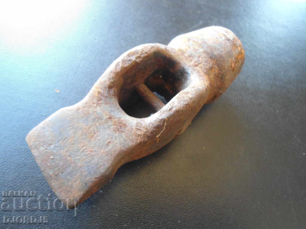 Auction Old specialized hammer Auction Old specialized hammer