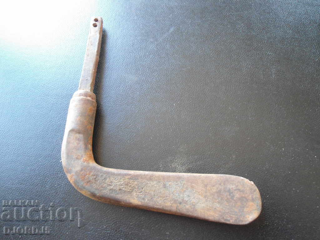 Old handle with price 2.00 BGN | € 1.02 Old handle with price 2.00 BGN | € 1.02